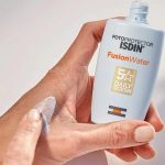 کرم ضد آفتاب فیوژن واتر بی رنگ ایزدین SPF 50 - Image 5